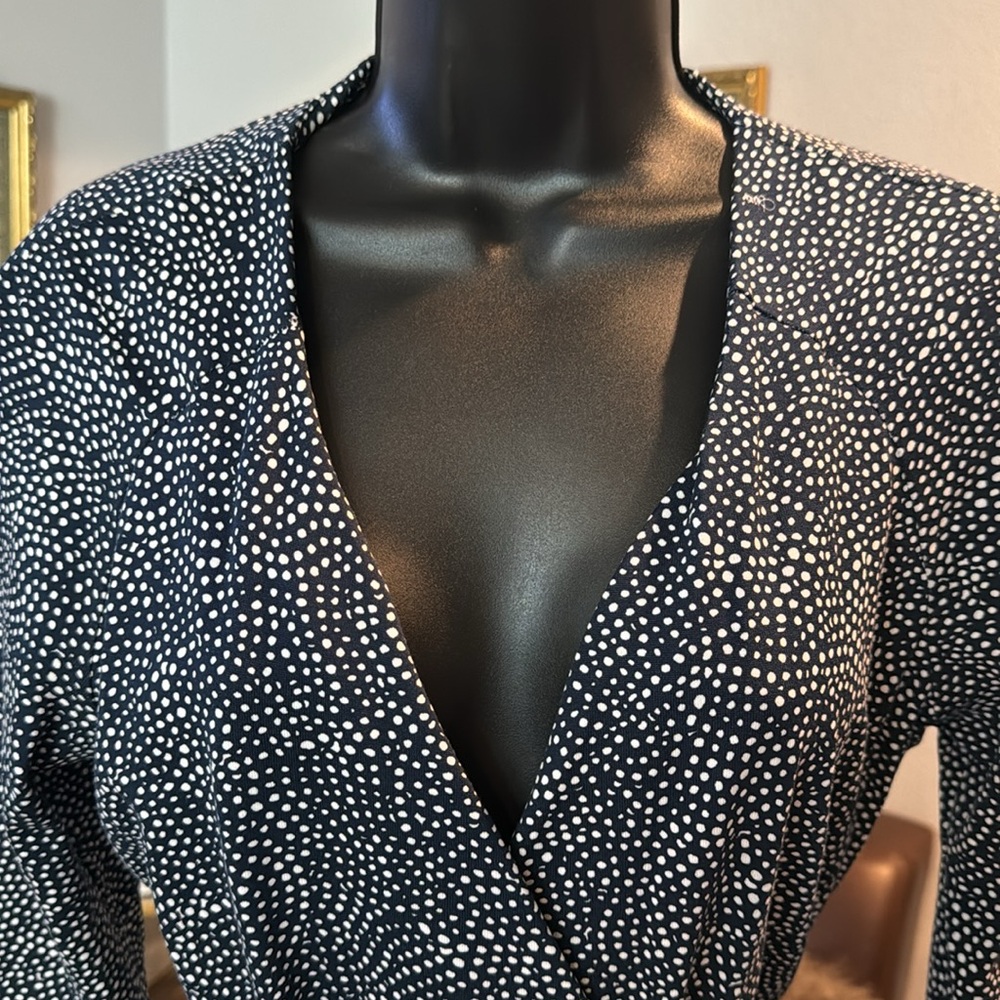 Diane Von Furstenberg | Wrap Dress | Size 12| Long Sleeve